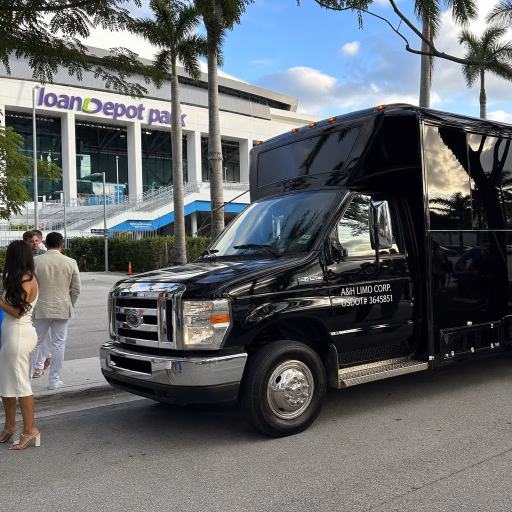 Rent a Bus to loanDepot Park
