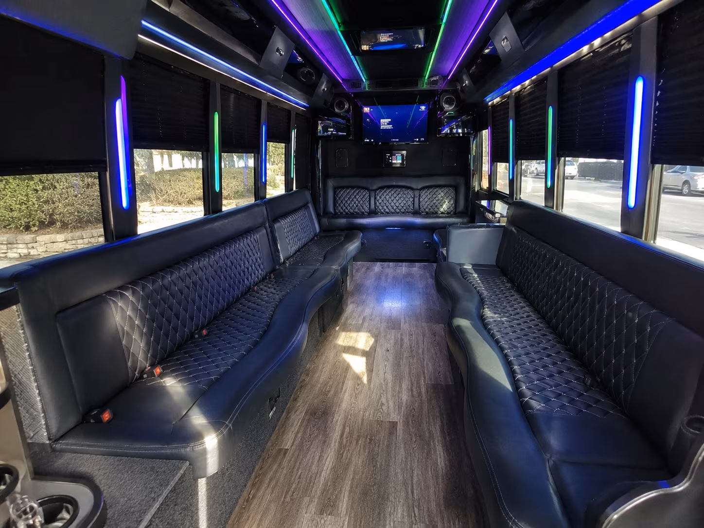Miami Winery Tour & Pub Crawl Transportation party bus exterior